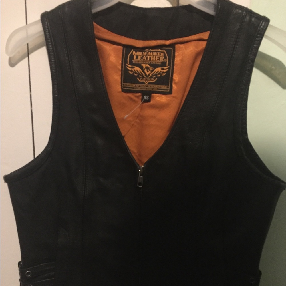 Nwot leather vest